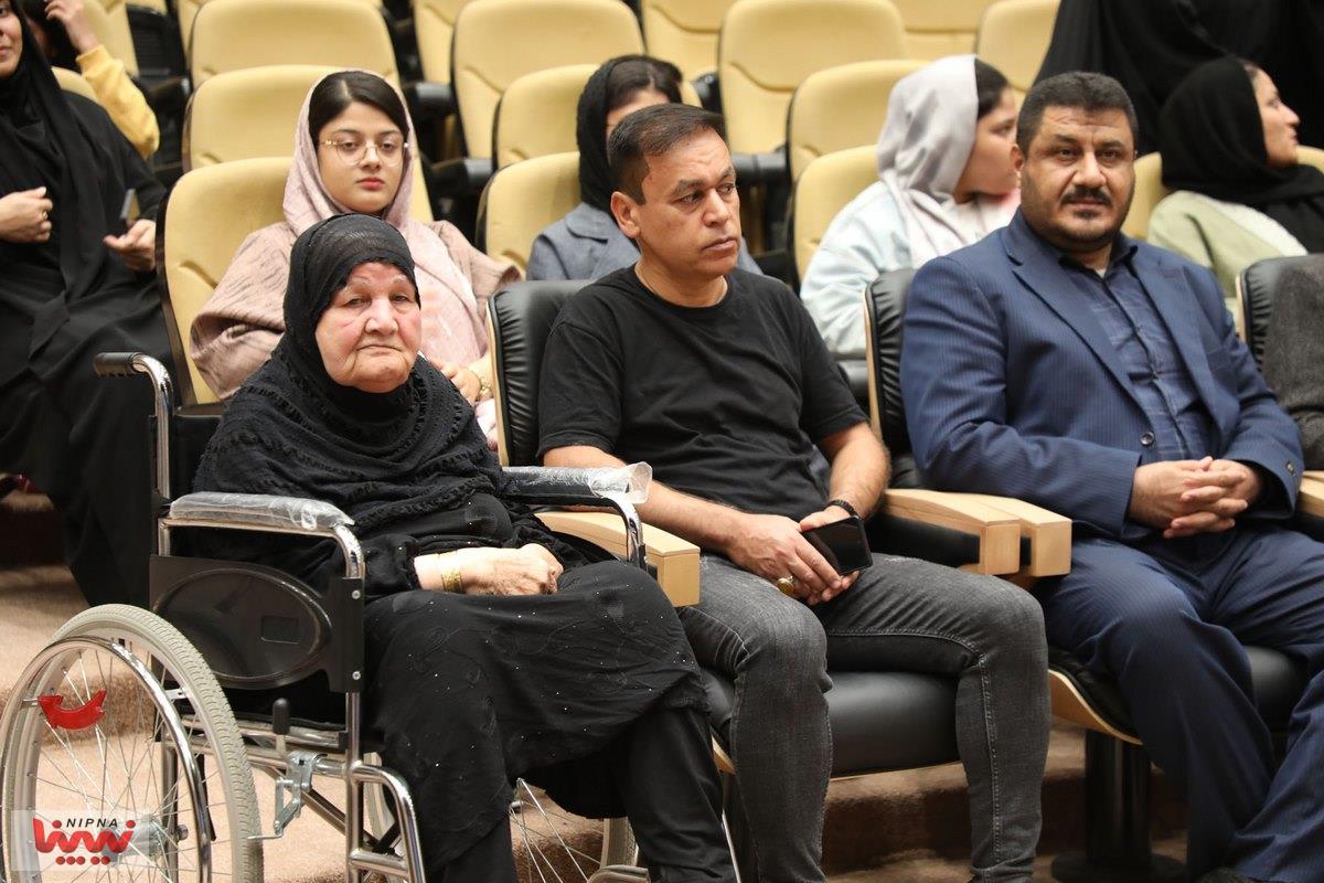 گزارش تصویری آیین تجلیل از مادران و همسران شهدای صنعت پتروشیمی کشور به میزبانی سازمان منطقه ویژه اقتصادی پتروشیمی 7